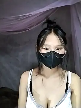 saronla 03 online show from November 16, 2025, 6:41 am