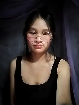 saronla 03 online show from November 21, 2025, 7:01 pm