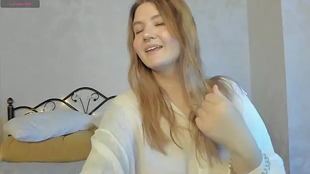 Ruby Al1en online show from December 18, 2025, 1:22 am