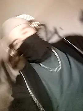 Snapshot of Kaosmikey chatting on February 6, 2026, 10:46 pm Kaosmikey online show from February 6, 2026, 10:46 pm