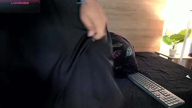 BellaNixs online show from March 14, 2026, 11:37 am