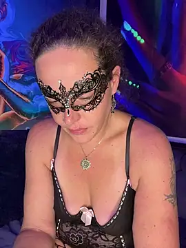 Nadja Noir online show from October 23, 2025, 4:12 am