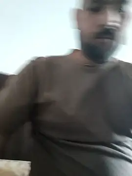 Snapshot of flr196 chatting on January 7, 2026, 12:07 pm flr196 online show from January 7, 2026, 12:07 pm