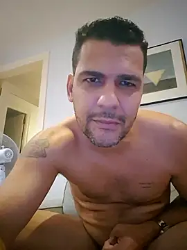Snapshot of felipebcn chatting on December 15, 2025, 1:04 pm felipebcn online show from December 15, 2025, 1:04 pm