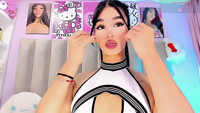 Snapshot of Ariana_Keyss chatting on October 14, 2025, 9:43 am Ariana Keyss online show from October 14, 2025, 9:43 am