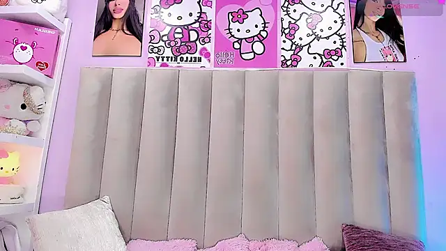 Snapshot of Ariana_Keyss chatting on November 4, 2025, 1:10 pm Ariana Keyss online show from November 4, 2025, 1:10 pm