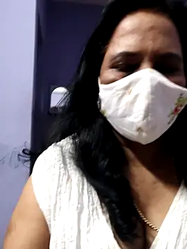 mallu-lover online show from December 4, 2025, 7:50 am