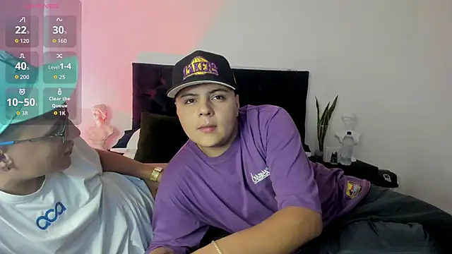 NoahLux online show from October 6, 2025, 8:06 pm