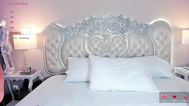 Sara Kartierr online show from October 21, 2025, 11:55 am