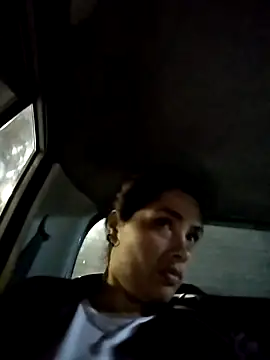 Camila Garcia  online show from September 28, 2025, 2:06 am