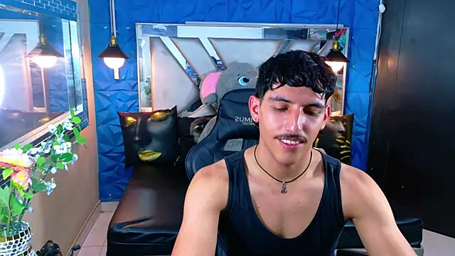 Angelo Mercury online show from September 13, 2025, 5:46 pm