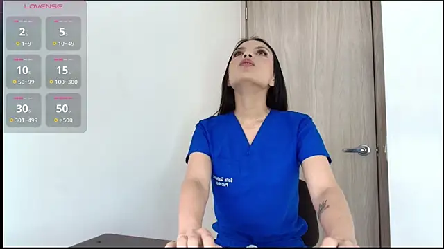 SofiDeluxe online show from September 29, 2025, 11:37 am