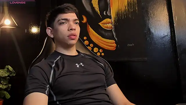 Snapshot of Eryonbradley chatting on October 31, 2025, 11:22 am Eryonbradley online show from October 31, 2025, 11:22 am