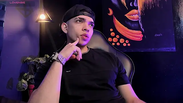 Snapshot of Eryonbradley chatting on November 6, 2025, 11:22 am Eryonbradley online show from November 6, 2025, 11:22 am