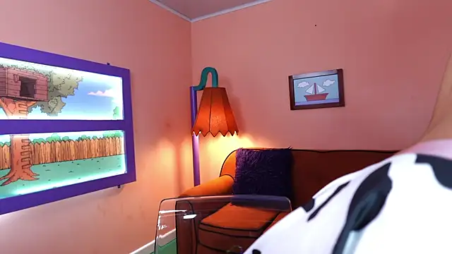 misss luxury online show from March 26, 2026, 11:05 am