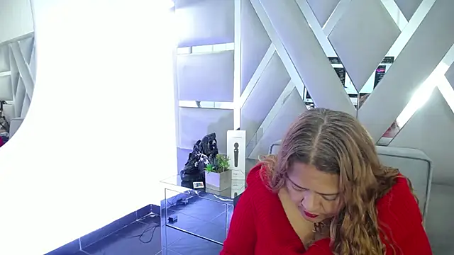 MonzerratBoyer online show from February 20, 2026, 7:03 pm