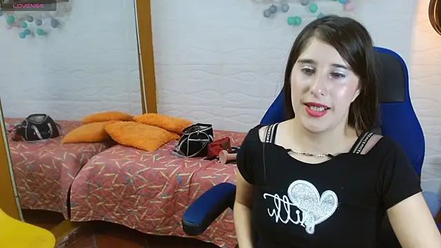 karlarousex online show from November 3, 2025, 10:21 pm