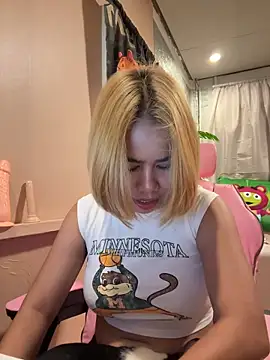 Kath C online show from October 3, 2025, 7:38 am