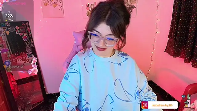 isaferrer06 online show from October 29, 2025, 4:15 am