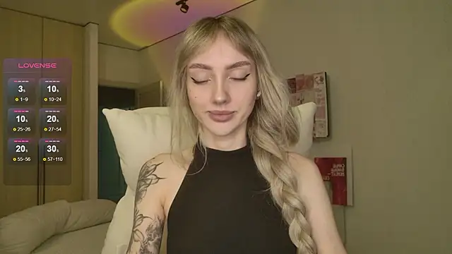 Lunainnk online show from February 21, 2026, 10:22 pm