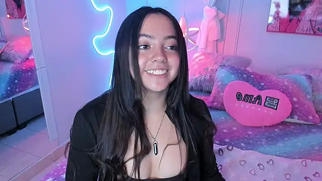 Lara Rouss  online show from September 20, 2025, 4:13 am