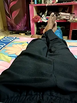 Tamilpayan09876 online show from November 20, 2025, 1:44 pm