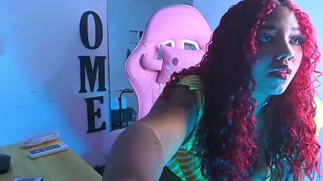 Catherine Smith  online show from September 29, 2025, 11:37 am