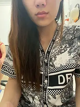 Linda-24 online show from September 14, 2025, 7:02 pm