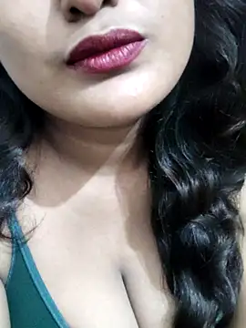 Cute pinkii online show from September 14, 2025, 7:35 pm