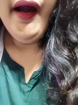 Cute pinkii online show from January 5, 2026, 7:39 pm