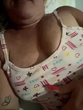 Snapshot of MaluLemos chatting on September 26, 2025, 2:15 am MaluLemos online show from September 26, 2025, 2:15 am