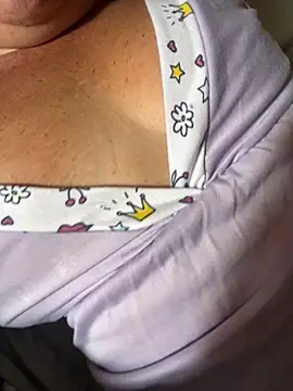 Snapshot of MaluLemos chatting on October 9, 2025, 12:36 pm MaluLemos online show from October 9, 2025, 12:36 pm