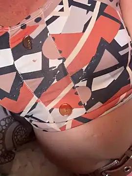 Snapshot of MaluLemos chatting on November 2, 2025, 7:27 pm MaluLemos online show from November 2, 2025, 7:27 pm