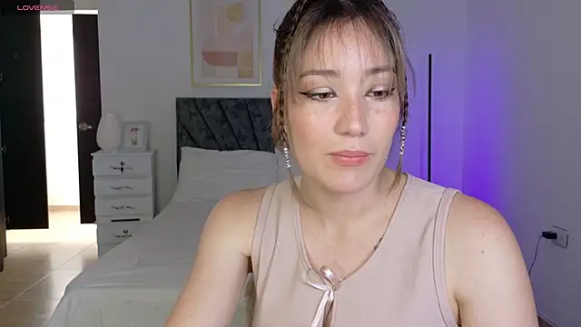 Snapshot of Eliih_01 chatting on September 18, 2025, 3:58 pm Eliih 01 online show from September 18, 2025, 3:58 pm