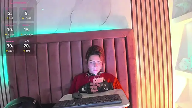 Snapshot of DannysaStar chatting on September 15, 2025, 8:31 pm DannysaStar online show from September 15, 2025, 8:31 pm