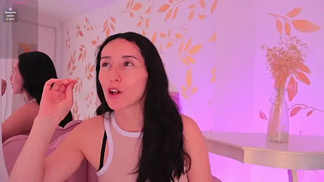Snapshot of Ginevra_esposito chatting on March 26, 2026, 12:33 pm Ginevra esposito online show from March 26, 2026, 12:33 pm