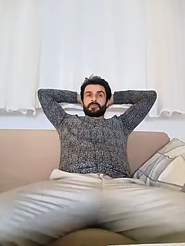 alex10alexx online show from September 29, 2025, 8:35 pm