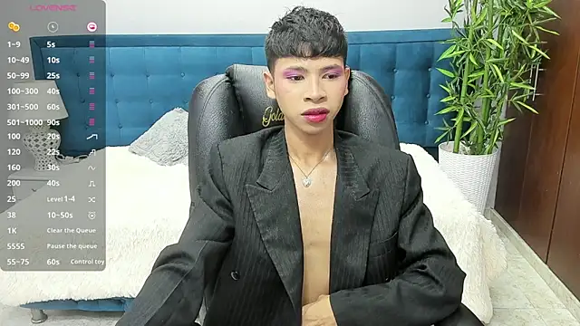 dilan 911 online show from October 17, 2025, 5:37 pm