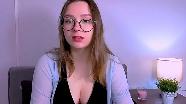 KatySensualy online show from May 6, 2026, 4:12 pm