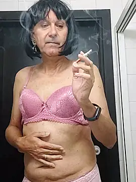 Snapshot of Emily_de_Carla chatting on October 17, 2025, 6:27 am Emily de Carla online show from October 17, 2025, 6:27 am