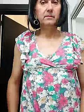 Snapshot of Emily_de_Carla chatting on October 27, 2025, 4:33 pm Emily de Carla online show from October 27, 2025, 4:33 pm