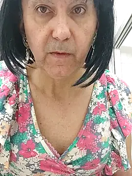 Snapshot of Emily_de_Carla chatting on October 31, 2025, 7:31 am Emily de Carla online show from October 31, 2025, 7:31 am