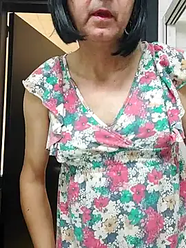 Emily de Carla online show from December 2, 2025, 4:35 pm