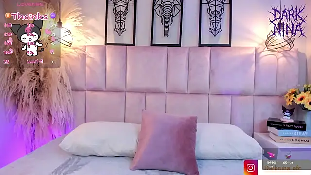 Dark nina  online show from October 8, 2025, 3:37 am