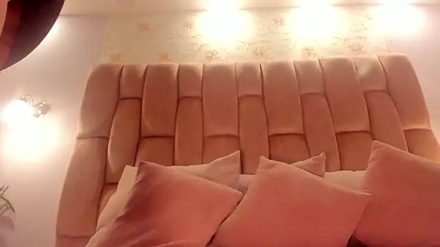 Snapshot of aishathornee chatting on February 27, 2026, 9:59 pm aishathornee online show from February 27, 2026, 9:59 pm