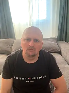 Snapshot of Attila120 chatting on November 9, 2025, 7:50 am Attila120 online show from November 9, 2025, 7:50 am