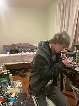 XanderOzzz online show from January 17, 2026, 8:30 am