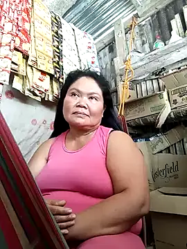 Snapshot of Mari_fvcks chatting on October 3, 2025, 1:57 am Mari fvcks online show from October 3, 2025, 1:57 am