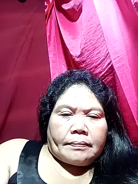 Snapshot of Mari_fvcks chatting on October 3, 2025, 5:43 pm Mari fvcks online show from October 3, 2025, 5:43 pm