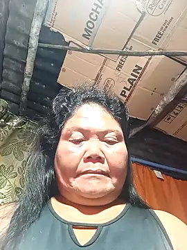 Snapshot of Mari_fvcks chatting on October 5, 2025, 9:45 pm Mari fvcks online show from October 5, 2025, 9:45 pm